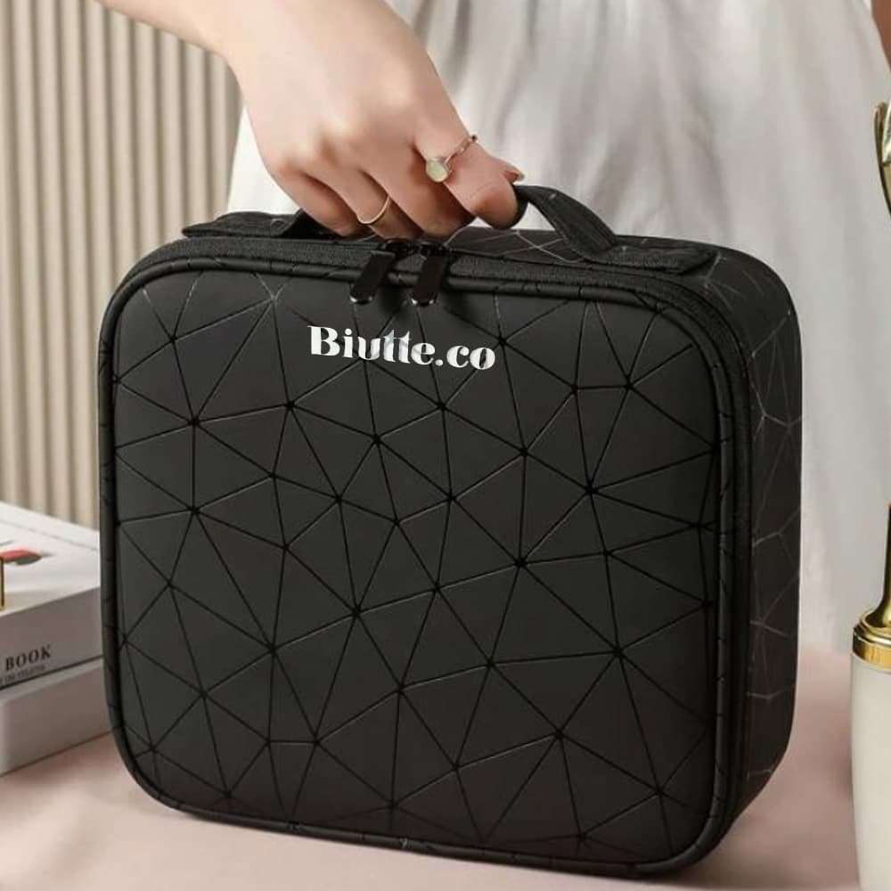 Tas Kosmetik Make Up Travel Organizer Bag Waterproof - Biutte.co Tas Kosmetik Make Up Travel Organizer Bag Waterproof - F125 TP3HBK_HITAM Tas Kosmetik Make Up Travel Organizer Bag Waterproof - Biutte.co Tas Kosmetik Make Up Travel Organizer Bag Waterproof - F125 TP3HBK_HITAM